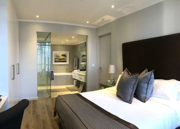 Sandton Apartment, 2 Bedroom
